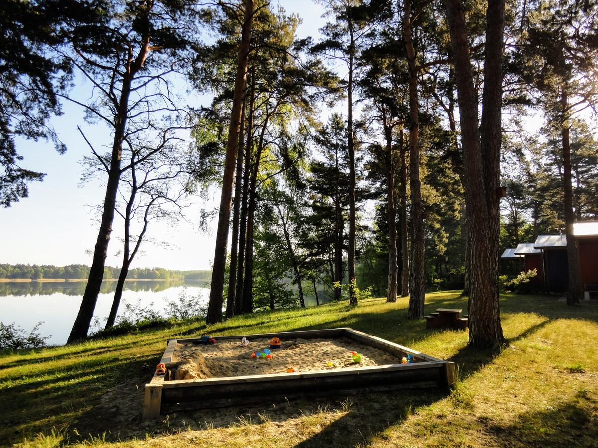 Ferienpark Am Glubigsee ويندستش ريتز المظهر الخارجي الصورة